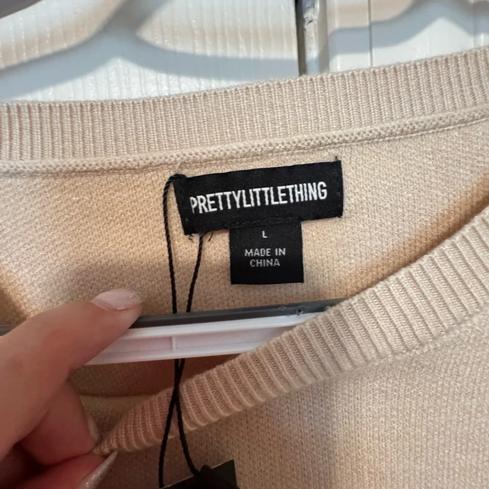 Stylish Beige Sweater - Picture 5 of 5